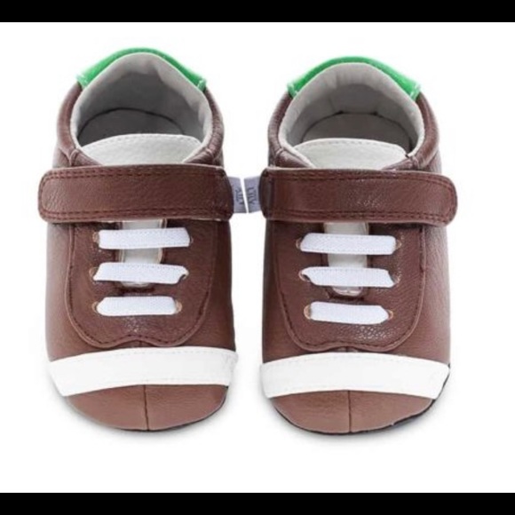 Football designed baby shoes - Picture 3 of 6